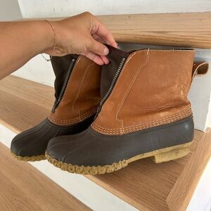LL Bean Duck Boot Sherpa lined! Men’s 8 fits women 10